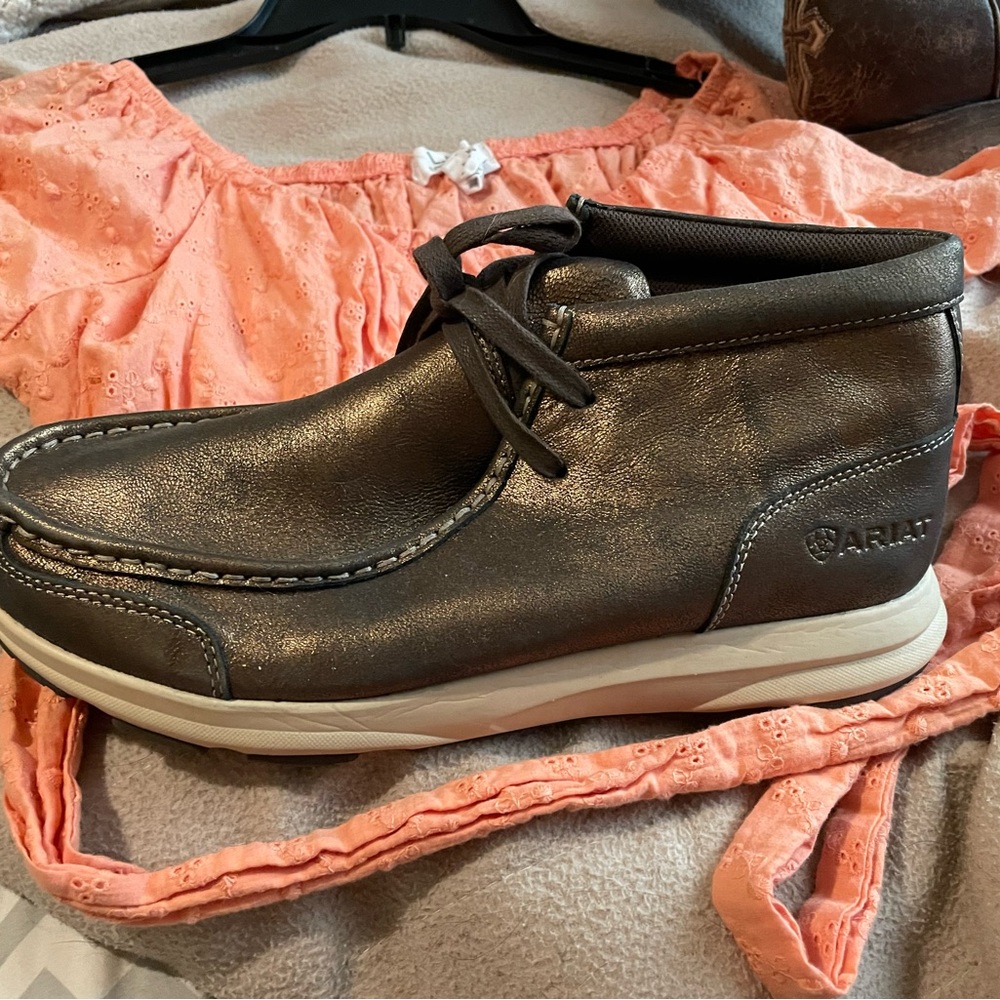 Ariat Shoes 9 1/2